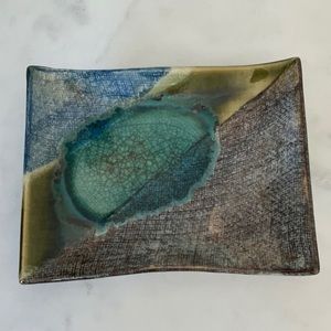 Decorative small dish